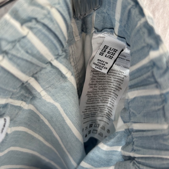 Chambray Striped Blue wide leg pants. - Picture 4 of 5